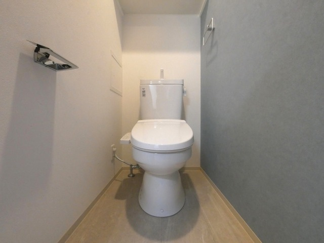 【トイレ】 | Alivis福島海老江(旧:フォーリアライズ福島ルノン)