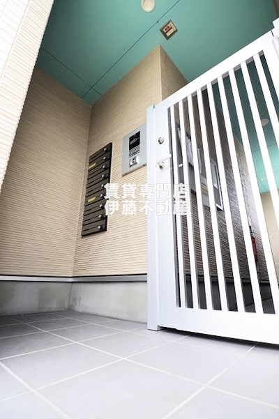 N&A home 上飯田のエントランス