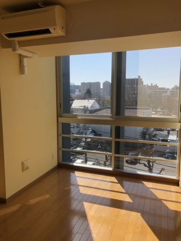 アインラウムの洋室|コンパクトで使いやすい洋室です