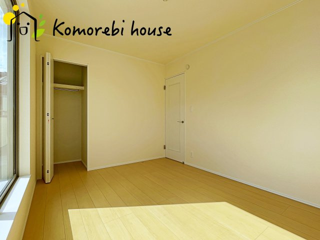 桶川市上日出谷1269番　新築一戸建て　ハートフルタウン　Ｂの洋室|収納付きでゆとりのある空間。寝室としても、子ども部屋としても使え、衣類やおもちゃもスッキリ片付く快適な部屋。