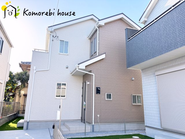 桶川市上日出谷1269番　新築一戸建て　ハートフルタウン　Ｂの外観|耐久性に優れたサイディング貼りの外観。雨風に強く、汚れにくい素材で美しさが長持ちします。日々のメンテナンス負担を軽減し、家族の暮らしをしっかり守る安心の新築住宅です。