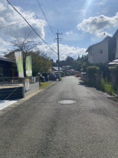 【前面道路含む現地写真】 | KEIAI GRACE菊池郡大津町5期　1号棟