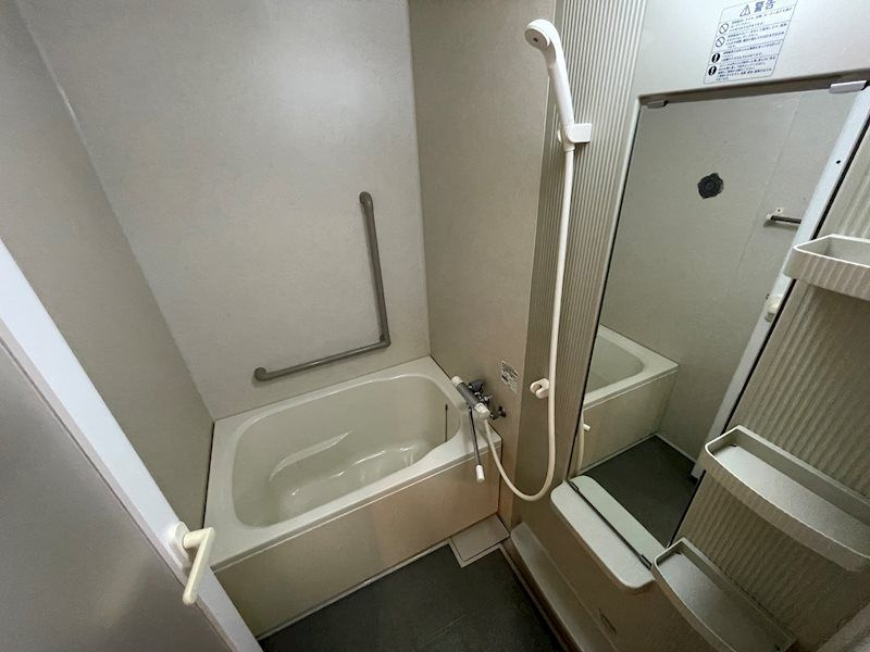 ロイヤルグレースの浴室