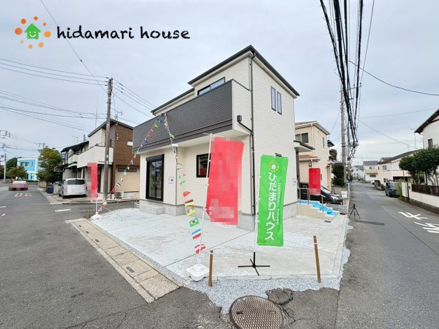 上尾市原市第5期　新築戸建　ハートフルタウンAの前面道路含む現地写真