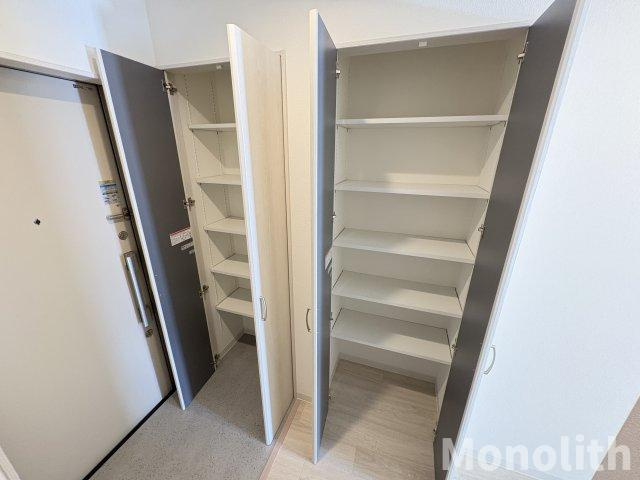 CASA　CALMA菱木の収納