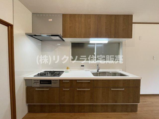 走谷2丁目　中古一戸建てのキッチン|■物件内覧・資金計画相談・住宅ローン相談、リフォーム相談、お問合せ受付中■
※当日・翌日のご内覧、ご相談はお電話でのお問合せがスムーズです！