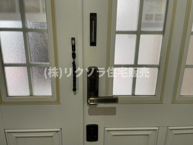 走谷2丁目　中古一戸建ての防犯設備|ツーシリンダー錠
■物件内覧・資金計画相談・住宅ローン相談、リフォーム相談、お問合せ受付中■
※当日・翌日のご内覧、ご相談はお電話でのお問合せがスムーズです！