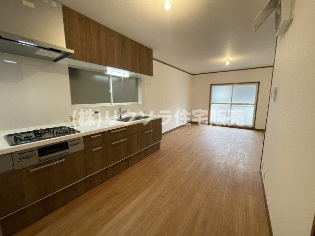 走谷2丁目　中古一戸建ての居間・リビング|LDK12.5帖
■物件内覧・資金計画相談・住宅ローン相談、リフォーム相談、お問合せ受付中■
※当日・翌日のご内覧、ご相談はお電話でのお問合せがスムーズです！