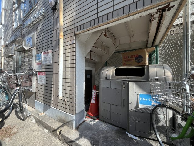 コーニッシュアビコⅠのエントランス