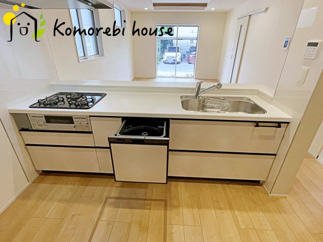 北足立郡伊奈町中央4丁目　新築一戸建て　ブルーミングガーデン　01のキッチン|きれいなキッチンです