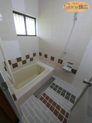 【浴室】 | 加古川市西神吉町鼎　中古戸建