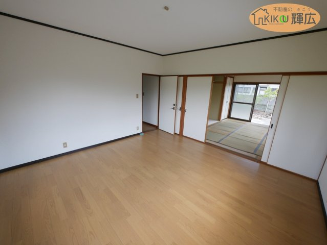 【洋室】 | 加古川市西神吉町鼎　中古戸建