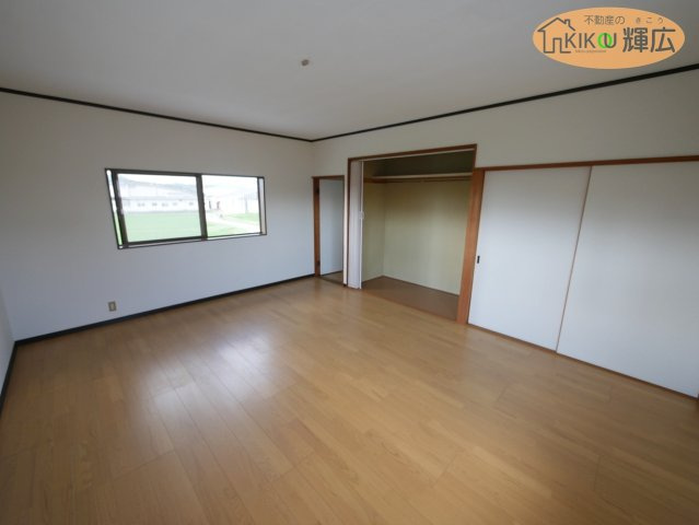 【寝室】 | 加古川市西神吉町鼎　中古戸建