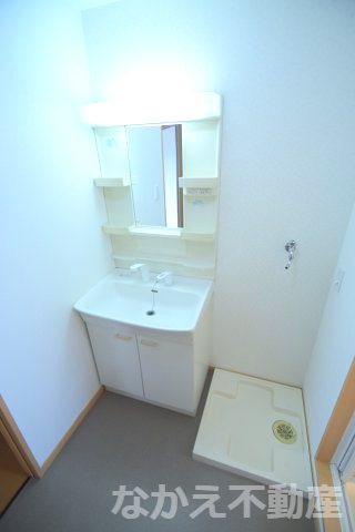 【洗面所】 | ゆったりとスペースのある洗面所