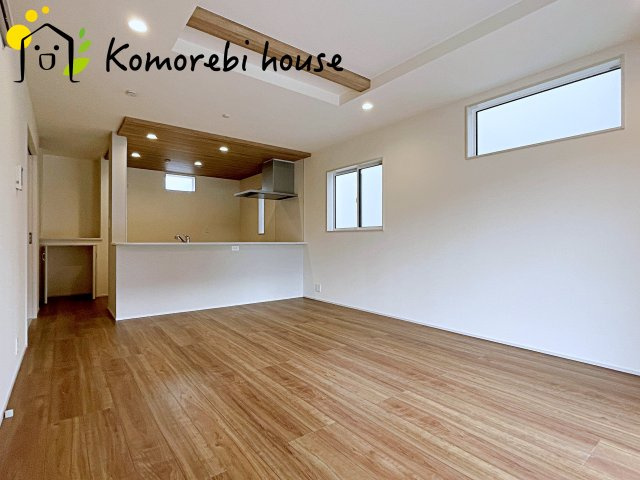 北足立郡伊奈町中央4丁目　新築一戸建て　ブルーミングガーデン　02の居間・リビング|使いやすいリビングです