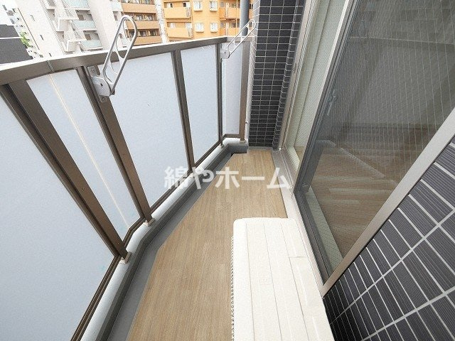 ファステート玉造駅前ダミュウのバルコニー|広々としたバルコニーです