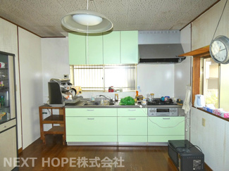 【キッチン】 | 尼崎市東難波町５丁目中古戸建 | システムキッチンです♪お好きなリフォームを楽しんでみませんか？