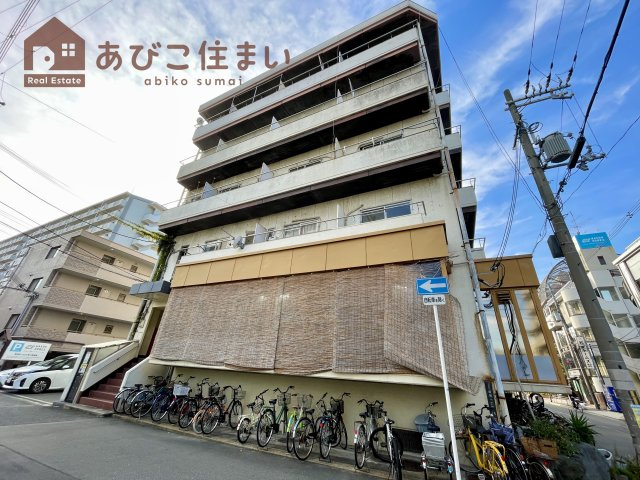 長居第三ハイツの外観