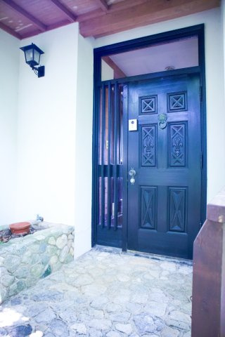 糸島市志摩芥屋別荘 の玄関