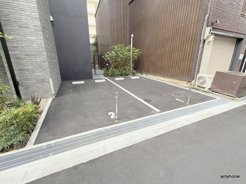 ブランシエスタ天満　仲介手数料無料の駐車場