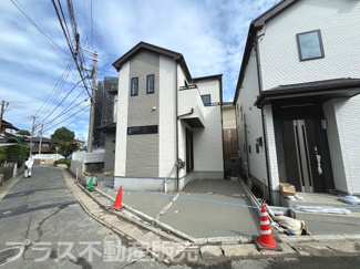 【外観】 | 現地写真。同じ物件を見るなら、プラス不動産販売にお任せ下さい。