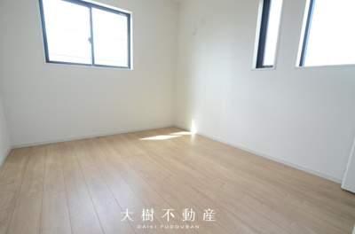 【洋室】 | 座間市座間1丁目　新築戸建て　全２棟【仲介手数料無料】