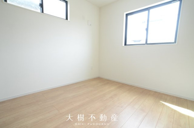 【洋室】 | 座間市座間1丁目　新築戸建て　全２棟【仲介手数料無料】