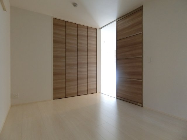 FLAIR桑田の洋室
