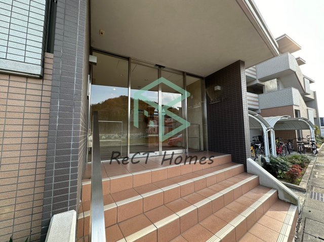 ブランジュールのエントランス