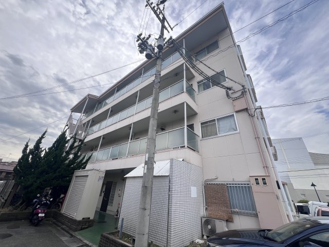 ドゥ・ホーム魚住の外観