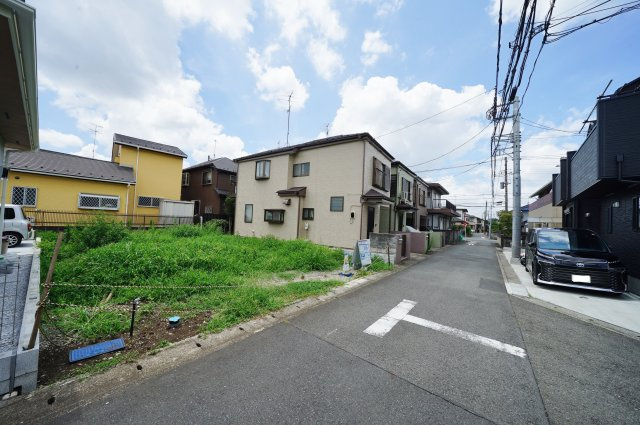 【横浜市瀬谷区南瀬谷1丁目23-11新築戸建て】★仲介手数料無料★（南瀬谷小学校・南瀬谷中学校）の前面道路含む現地写真