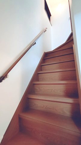 東大阪市若江南町2丁目　中古戸建の内装|1階から2階