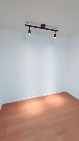 東大阪市若江南町2丁目　中古戸建の居間・リビング|ダウンライト