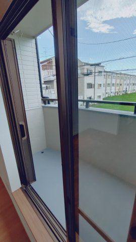 東大阪市若江南町2丁目　中古戸建のバルコニー|2階・西向き