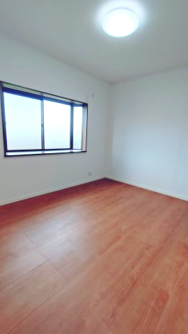 東大阪市若江南町2丁目　中古戸建の子供部屋