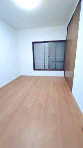 東大阪市若江南町2丁目　中古戸建の寝室