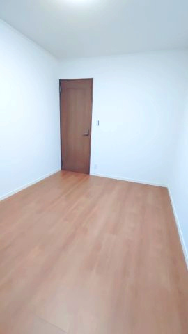 東大阪市若江南町2丁目　中古戸建の寝室