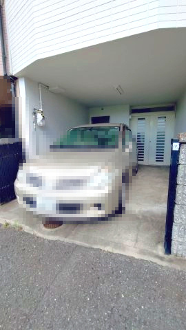 東大阪市若江南町2丁目　中古戸建の駐車場