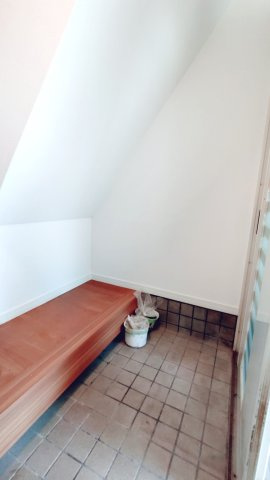 東大阪市若江南町2丁目　中古戸建の玄関