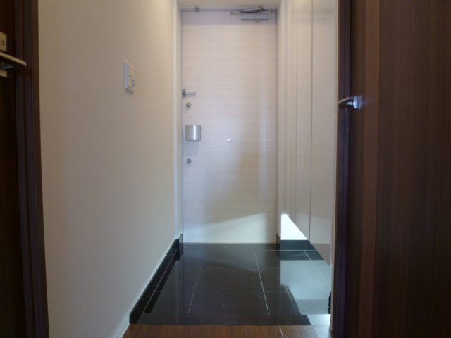 シティスパイアナンバグレイスの玄関