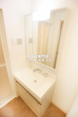 【独立洗面台】 | ビエラコート岸部中 | 清潔感のある洗面台