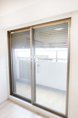 【設備】 | ビエラコート岸部中 | １階フロアのみシャッター雨戸付き♪