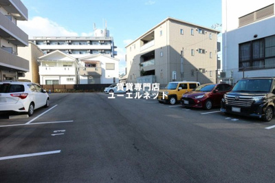 【駐車場】 | ビエラコート岸部中 | 敷地内駐車場