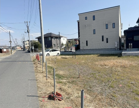 敷地面積63.5坪　売地　川越市今泉の外観|外観　更地
北側公道4.5ｍ　接道幅も広い為お車の出し入れ等もラクラクです♪