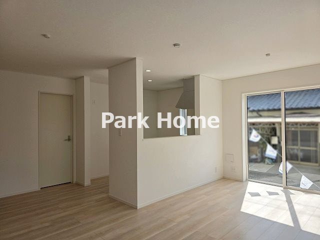 高知市薊野西町1丁目 第１-1号棟 新築戸建ての居間・リビング|１F:18.5LDK