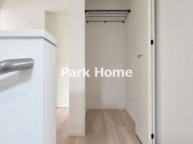 高知市薊野西町1丁目 第１-1号棟 新築戸建ての収納|２F:ホール内