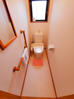 【その他】 | 甲府市宮原町 Ｈ13年築中古戸建 リニア山梨県駅徒歩15分 | 1階トイレ