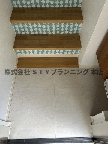 仲介手数料０円！PENTAHILLS滝川町の玄関