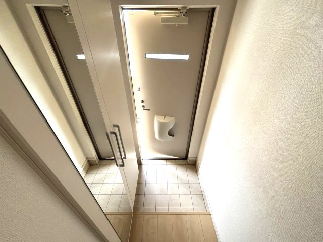 エアリーヒル原町の玄関