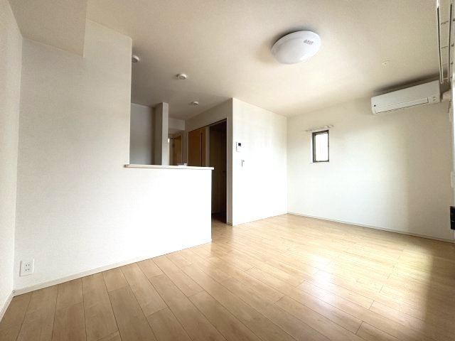 エアリーヒル原町の居間・リビング